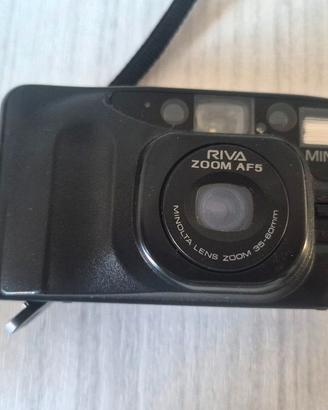Macchina fotografica Minolta Riva zoom AF5 rullino