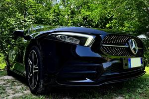 Mercedes-Benz Classe A AMG Night Edition A180d