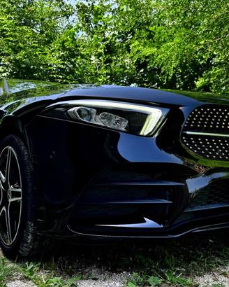Mercedes-Benz Classe A AMG Night Edition A180d