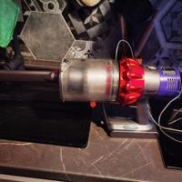 Dyson V10