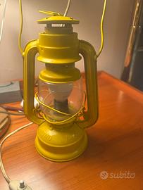 Lampada da tavolo vintage