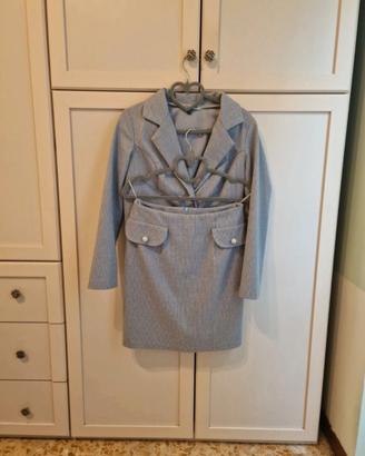 Completo donna elegante composto da giacca corta e