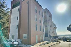 Ufficio a Putignano, 1 locali