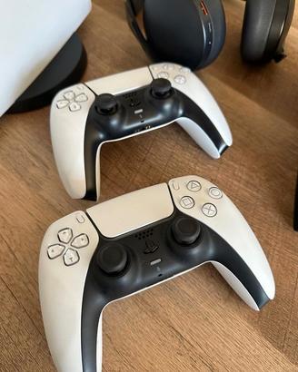 PlayStation 5+2 controller 