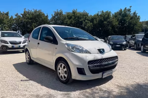 PEUGEOT 107 1.0 B - 2010