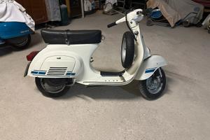 Vespa 125 Primavera ET3