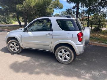 Toyota RAV4 2.0 D-4D Sol 4WD 3 porte