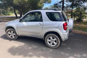 Toyota RAV4 2.0 D-4D Sol 4WD 3 porte