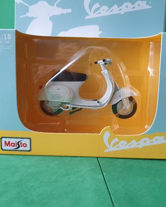 maisto Piaggio Vespa 50 special 1:18