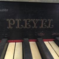 Pianoforte verticale PLEYEL