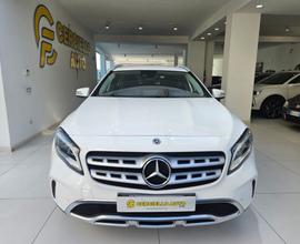 MERCEDES-BENZ GLA 180 d Sport tua subito da €229