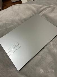 Notebook Asus Vivobook15 - Schermo 15.6 pollici
