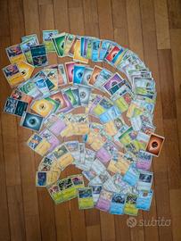Lotto carte Pokemon e Yu-Gi-Oh per Mario