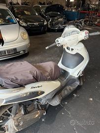 Ricambi Beverly Tourer 125cc 2010