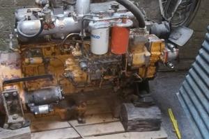 motore 6 cilindri scavatore