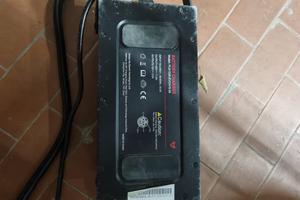 Niu Mqi Evo GT caricatore