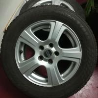 Gomme invernali con cerchi in lega
