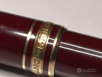 penna a sfera montblanc meisterstuck