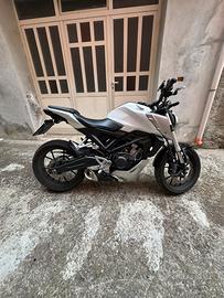 Honada Cb 125 r