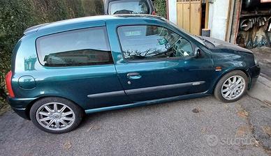 RENAULT Clio 2.0 16V cat 3 porte Renault Sport