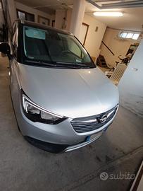Opel Crossland X 120 anniversary