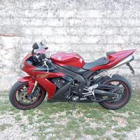 Yamaha R1