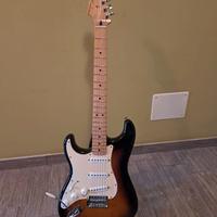 FENDER STRATOCASTER (LEFT HANDED)