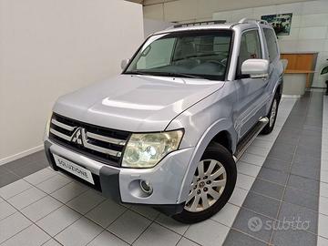 Mitsubishi Pajero 3.2 DI-D 16V 3p. Instyle AU...