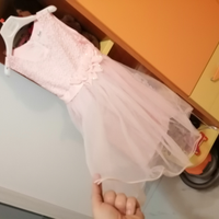 Abito elegante per passeggiate estive o per cerimo
