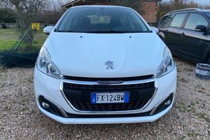 Peugeot 208 BlueHDi 75 5 porte Allure