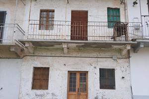 Rustico da ristrutturare 
