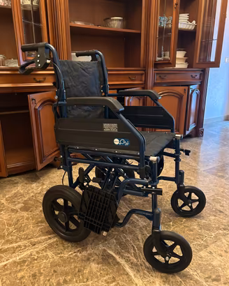 Sedia a rotelle pieghevole ardea go up