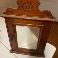 Mobiletto da bagno vintage in legno