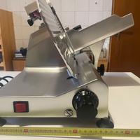 Affettatrice semi professionale