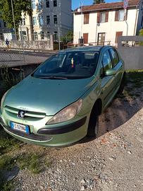 Peugeot 208 2008 pezzi di ricambio