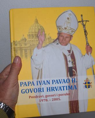 LIbro in CROATO su papa Giovanni Paolo II