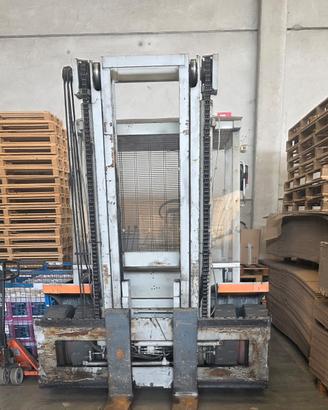 Carrello elevatore 80q.li