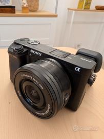 Sony a6300 con obiettivo 16-50 f3.5-5.6