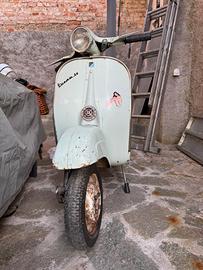 Vespa 50 conservata