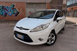 Ford Fiesta 1.4 TDCi 5p. IN