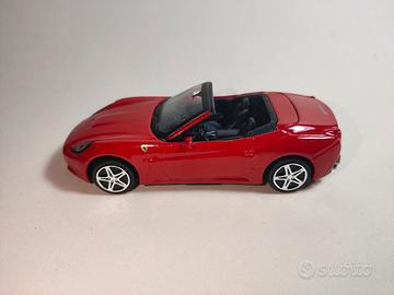 Ferrari California 1:43 Burago Bburago Die Cast 