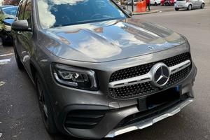 Mercedes GLB200d