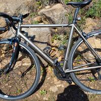BICI DA CORSA IN TITANIO CARRARO - LATEMAR -