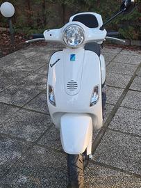VESPA LX 50 4T 