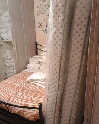 Paio di materassi matrimoniali in buone condizioni