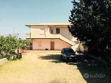Villa con 3 appartamenti