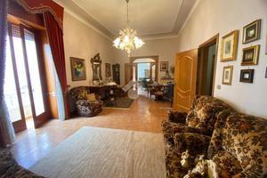 CASA INDIPENDENTE A RACALE
