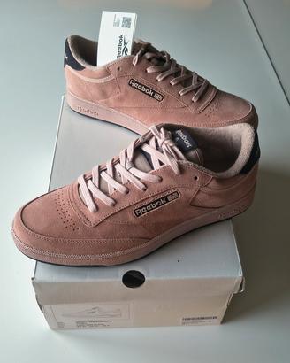 Sneakers Reebok in pelle scamosciata numero 43