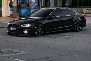 Audi a4 allestimento s4