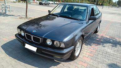 BMW 520i 24V  Vanos  e34  Limousine